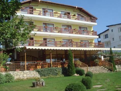 וארנה Margarita Hotel מראה חיצוני תמונה